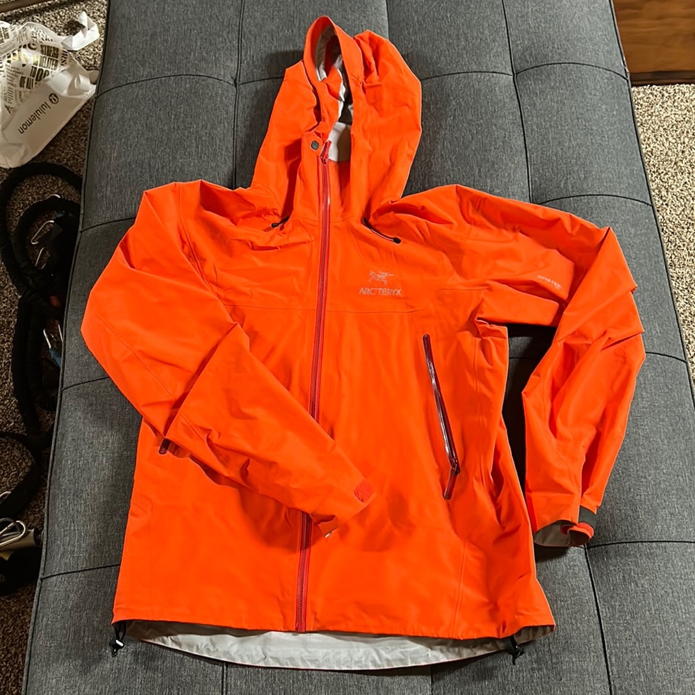 Arc’teryx Gore-tex Pro Shell